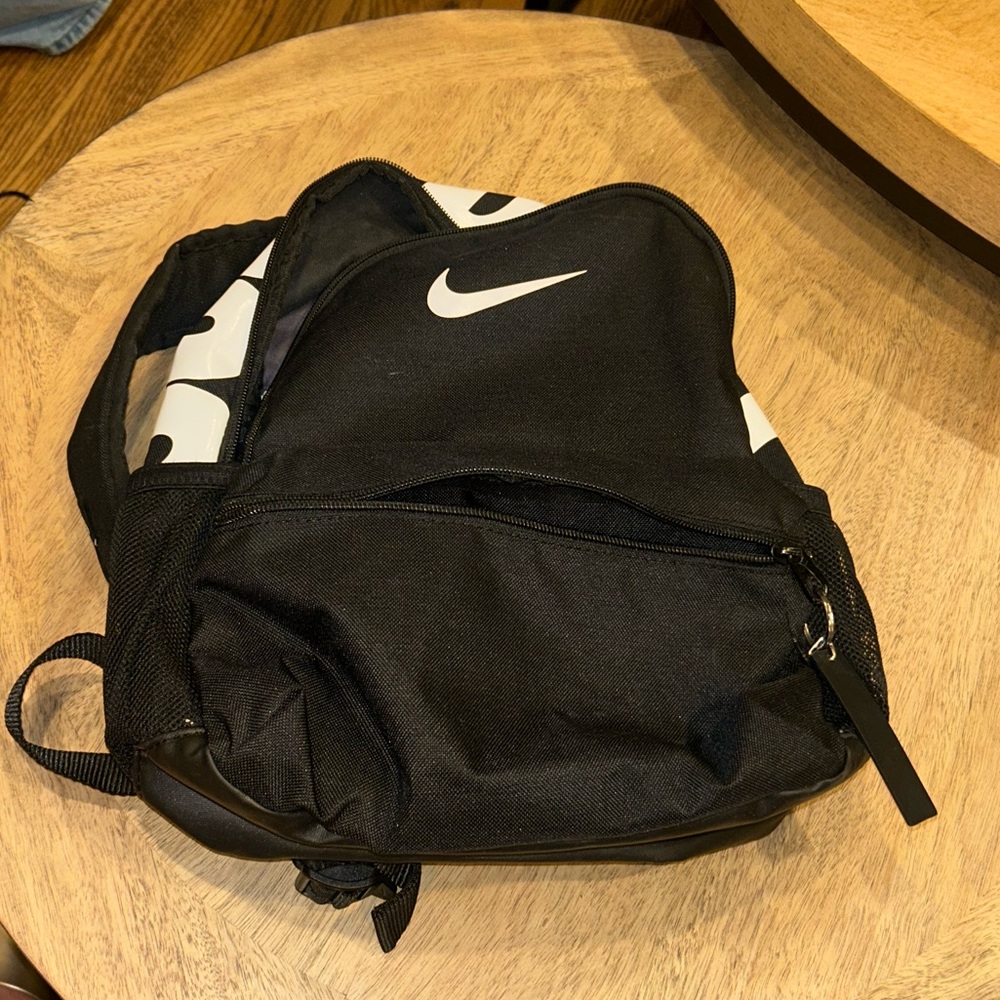 Nike Black mini Backpack logo small size